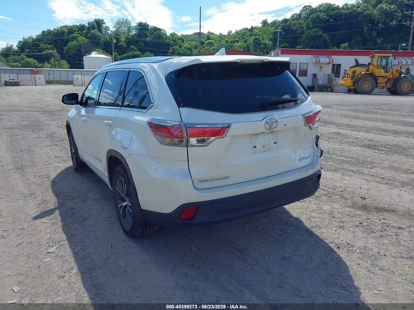 2016 Toyota Highlander VIN 5TDJKRFH5GS506950 IAAI salvage auction — REAR END, Salvage (Pennsylvania), sold $6,600 on 2026-07-21 (photo 3)