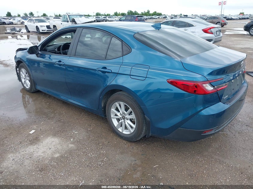 2025 Toyota Camry VIN 4T1DAACK0SU615303 IAAI salvage auction — FRONT END, Salvage Title, sold $10,100 on 2026-07-31 (photo 3)