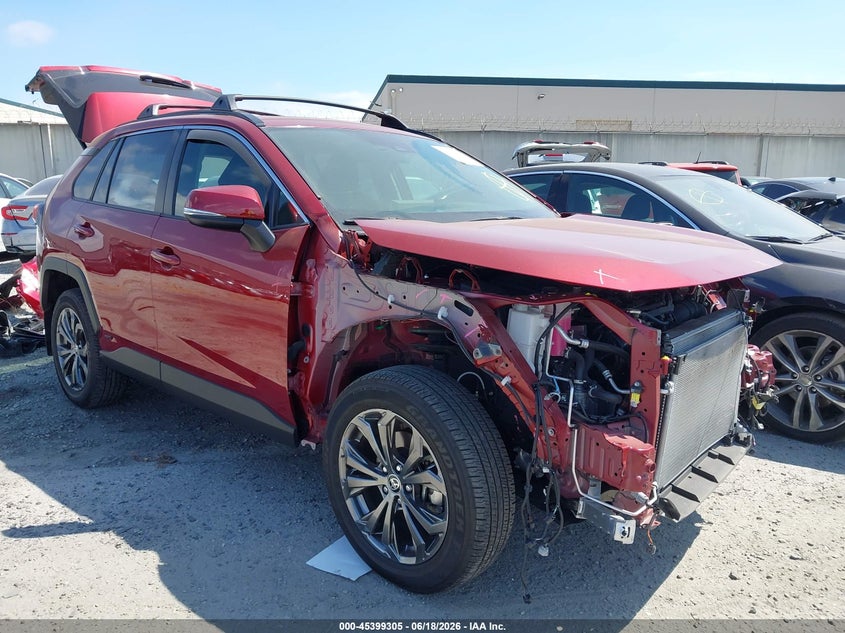 2025 Toyota Rav 4 VIN JTMB6RFV0SD156677 IAAI salvage auction — FRONT END, Salvage Title, sold $10,800 on 2026-07-22 (photo 1)