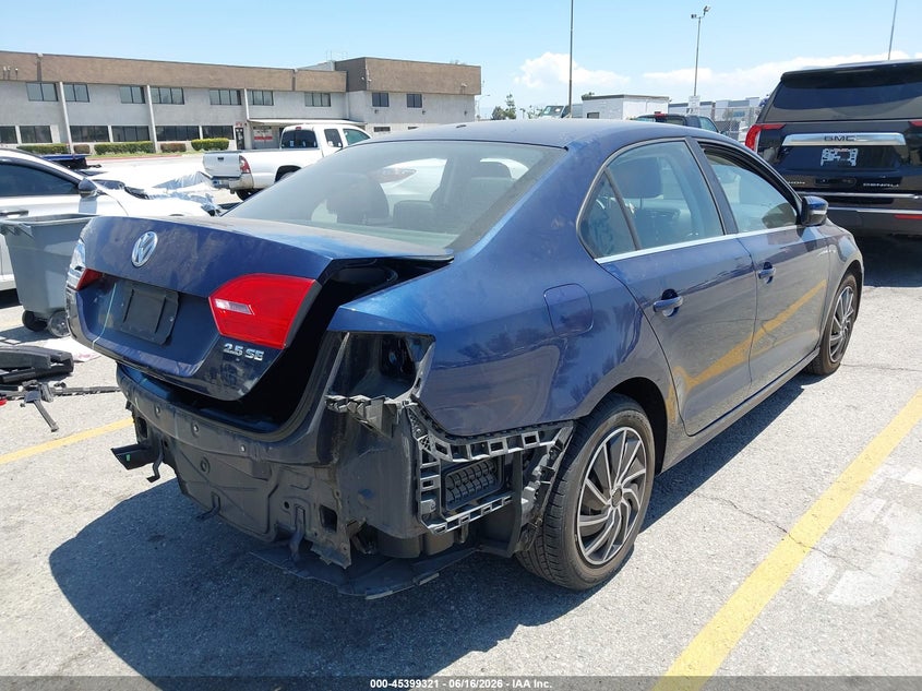 2013 Volkswagen Jetta VIN 3VWDP7AJ9DM419655 IAAI salvage auction — REAR END, Salvage Title, sold $850 on 2026-07-10 (photo 4)