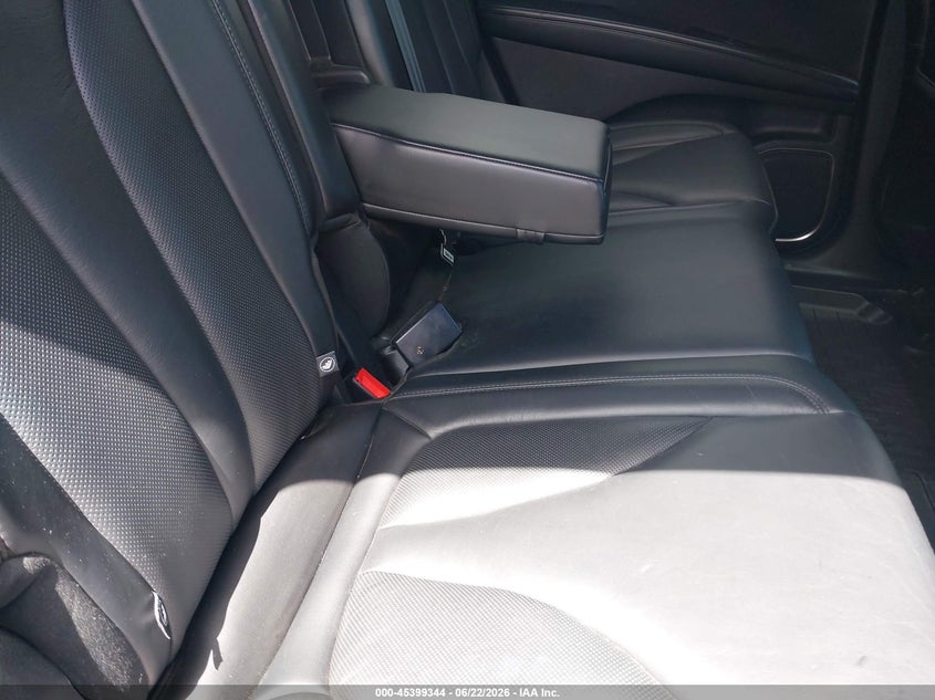 2018 Lincoln Mkx VIN 2LMPJ8KR4JBL49717 IAAI salvage auction — FRONT & REAR, Salvage Title, sold $5,700 on 2026-09-10 (photo 8)