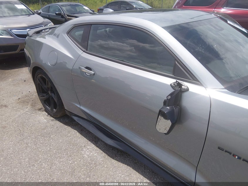 2024 Chevrolet Camaro VIN 1G1FH1R77R0122787 IAAI salvage auction — THEFT, Salvage Title, sold $30,250 on 2026-08-01 (photo 6)