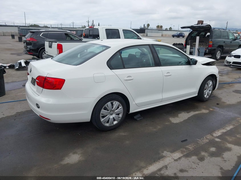 2014 Volkswagen Jetta VIN 3VW2K7AJXEM241746 IAAI salvage auction — FRONT END, Salvage (Arizona), sold $375 on 2026-07-22 (photo 4)