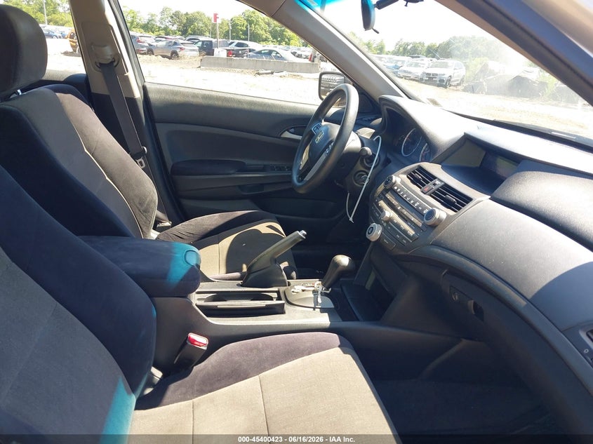 2008 Honda Accord VIN 1HGCP26458A067750 IAAI salvage auction — NORMAL WEAR, Clear (New York), sold $550 on 2026-07-17 (photo 5)