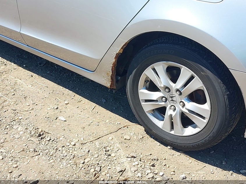 2008 Honda Accord VIN 1HGCP26458A067750 IAAI salvage auction — NORMAL WEAR, Clear (New York), sold $550 on 2026-07-17 (photo 6)