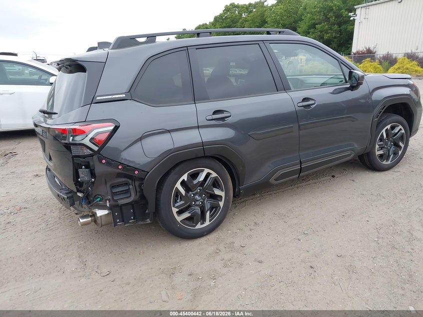 2025 Subaru Forester VIN JF2SLDRC8SH617933 IAAI salvage auction — REAR END, Salvage (Massachusetts), sold $9,400 on 2026-07-09 (photo 4)