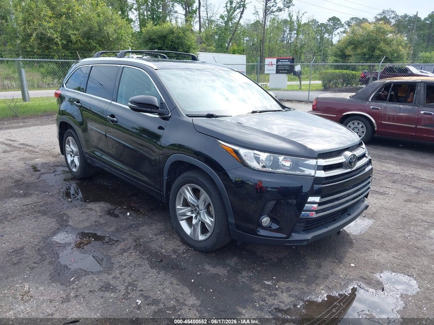 2018 Toyota Highlander VIN 5TDDZRFH6JS893069 IAAI salvage auction — SIDE, Rebuildable (Florida), sold $12,300 on 2026-07-14 (photo 1)