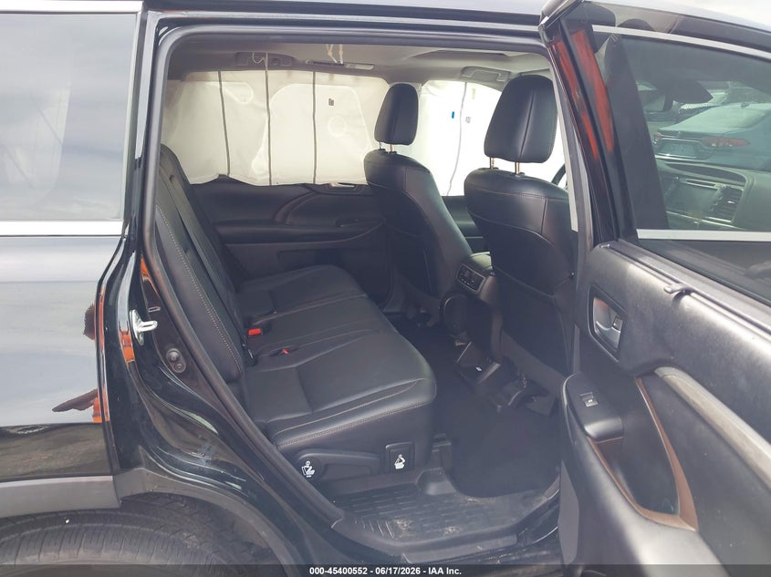2018 Toyota Highlander VIN 5TDDZRFH6JS893069 IAAI salvage auction — SIDE, Rebuildable (Florida), sold $12,300 on 2026-07-14 (photo 5)