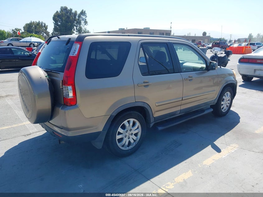 2005 Honda Cr-v VIN JHLRD78945C013124 IAAI salvage auction — NORMAL WEAR, Clear - Dealer Only (California), sold $725 on 2026-07-27 (photo 4)