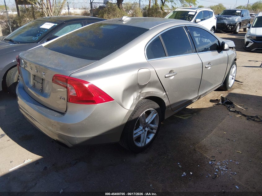 2015 Volvo S60 VIN YV140MFK3F2335746 IAAI salvage auction — FRONT & REAR, Salvage Title, sold $175 on 2026-08-13 (photo 4)