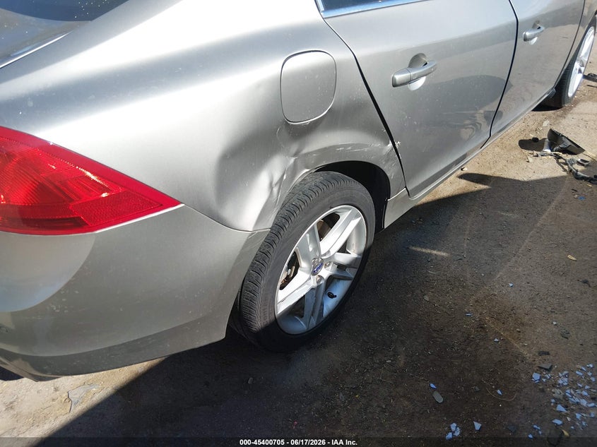 2015 Volvo S60 VIN YV140MFK3F2335746 IAAI salvage auction — FRONT & REAR, Salvage Title, sold $175 on 2026-08-13 (photo 6)