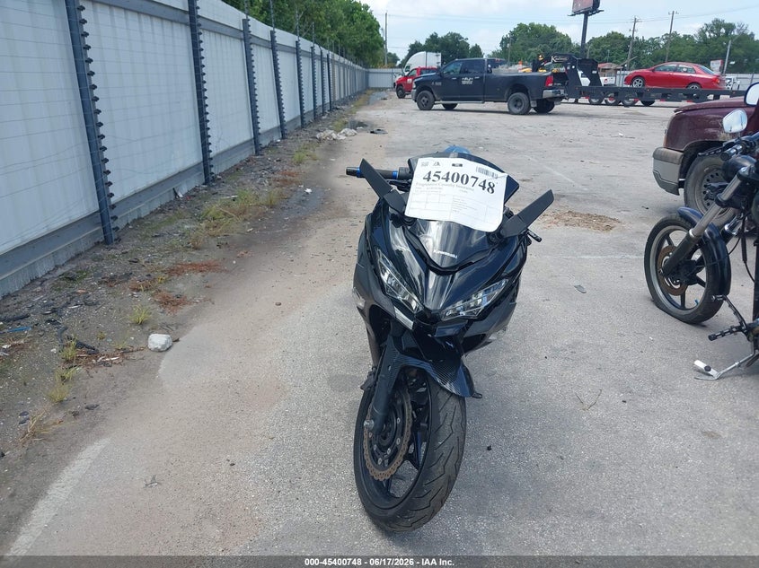 2018 Kawasaki Ex VIN JKAEXKG10JDA04598 IAAI salvage auction — FRONT END, Original (Texas), sold $2,250 on 2026-07-07 (photo 5)