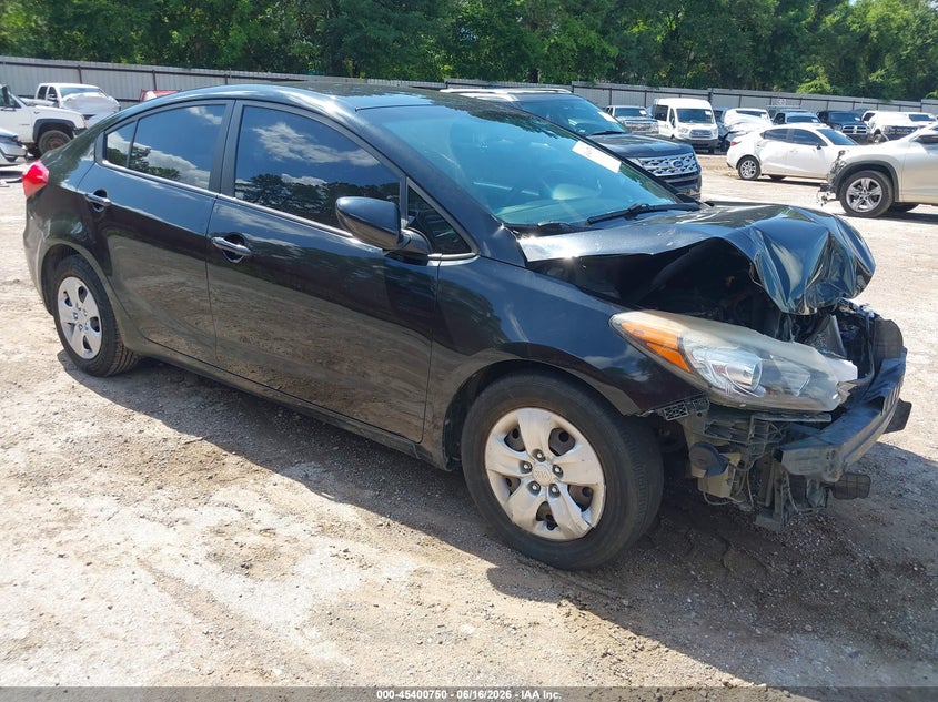 2015 Kia Forte VIN KNAFK4A65F5428900 IAAI salvage auction — FRONT & REAR, Salvage (Texas), sold $450 on 2026-07-16 (photo 1)