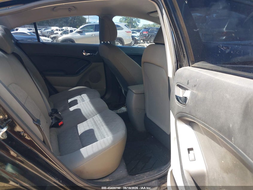 2015 Kia Forte VIN KNAFK4A65F5428900 IAAI salvage auction — FRONT & REAR, Salvage (Texas), sold $450 on 2026-07-16 (photo 8)
