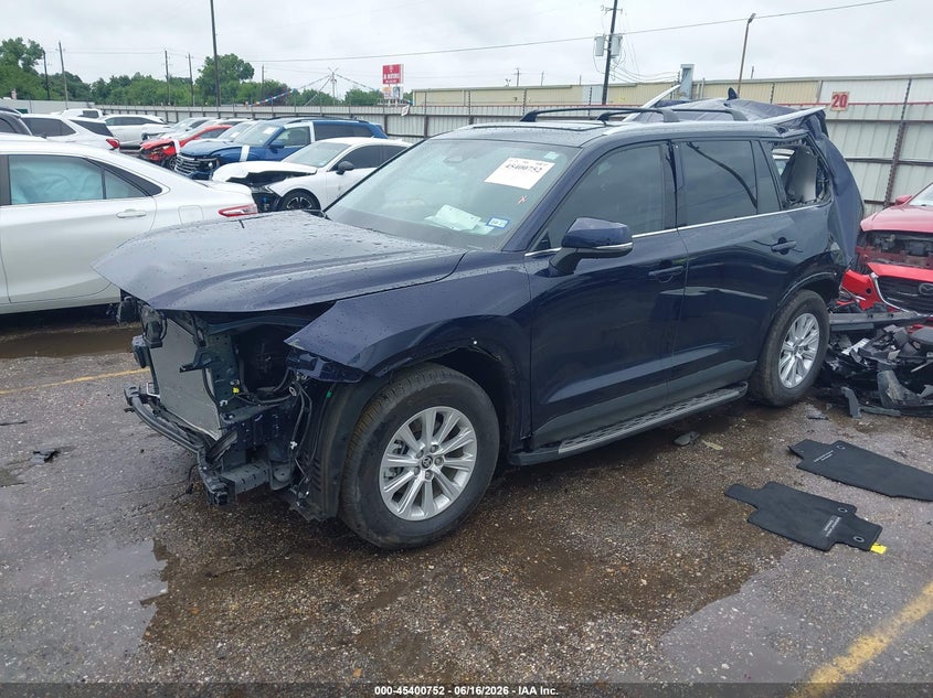 2025 Toyota Highlander VIN 5TDAAAA58SS035449 IAAI salvage auction — REAR END, Salvage (Texas), sold $7,400 on 2026-07-28 (photo 2)