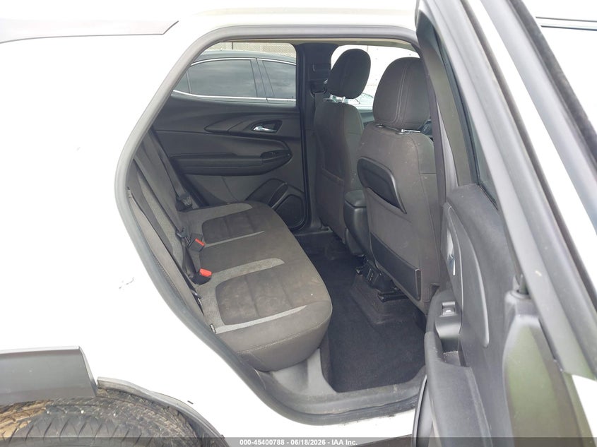 2021 Chevrolet Trailblazer VIN KL79MPS23MB120157 IAAI salvage auction — FRONT END, Salvage Title, sold $1,650 on 2026-07-23 (photo 8)