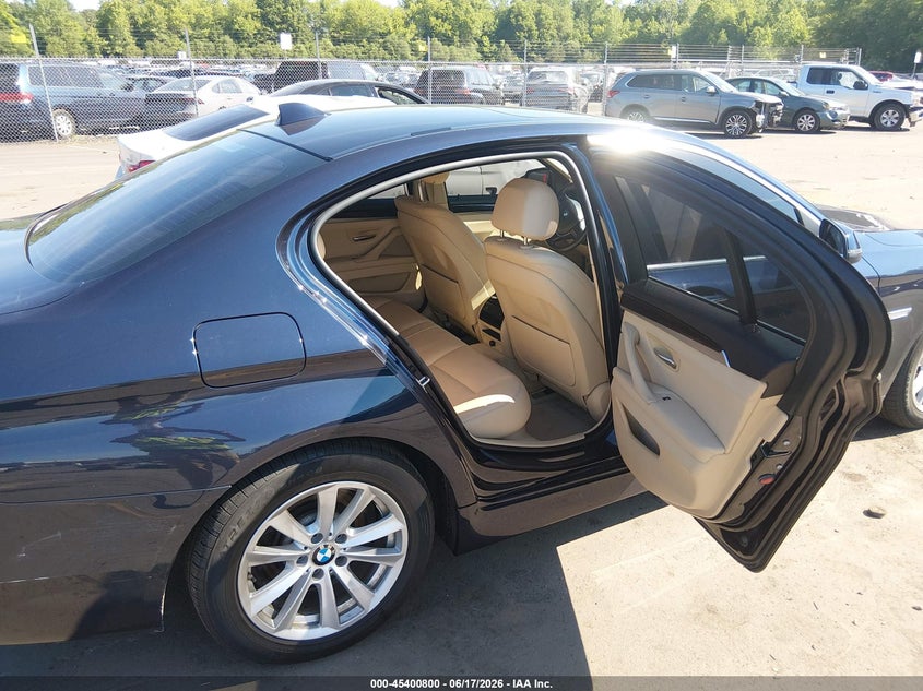 2015 BMW 5er VIN WBA5A7C51FG143765 IAAI salvage auction — NORMAL WEAR, Bill Of Sale - Parts Only (Connecticut), sold $475 on 2026-07-30 (photo 8)