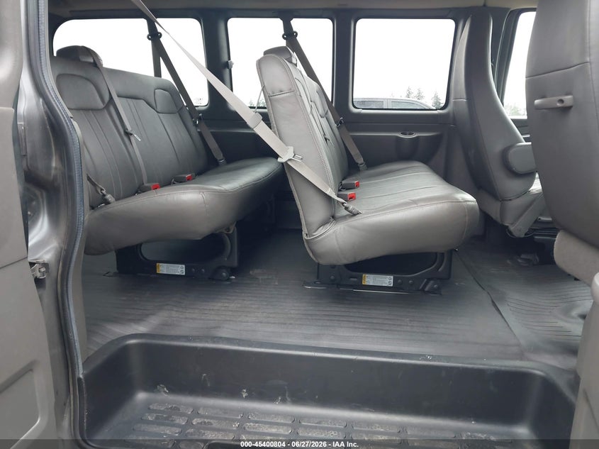 2015 Chevrolet Express 2500 VIN 1GNWGPFG5F1281807 IAAI salvage auction — NORMAL WEAR, Sf97 (Washington), sold $9,100 on 2026-07-29 (photo 8)