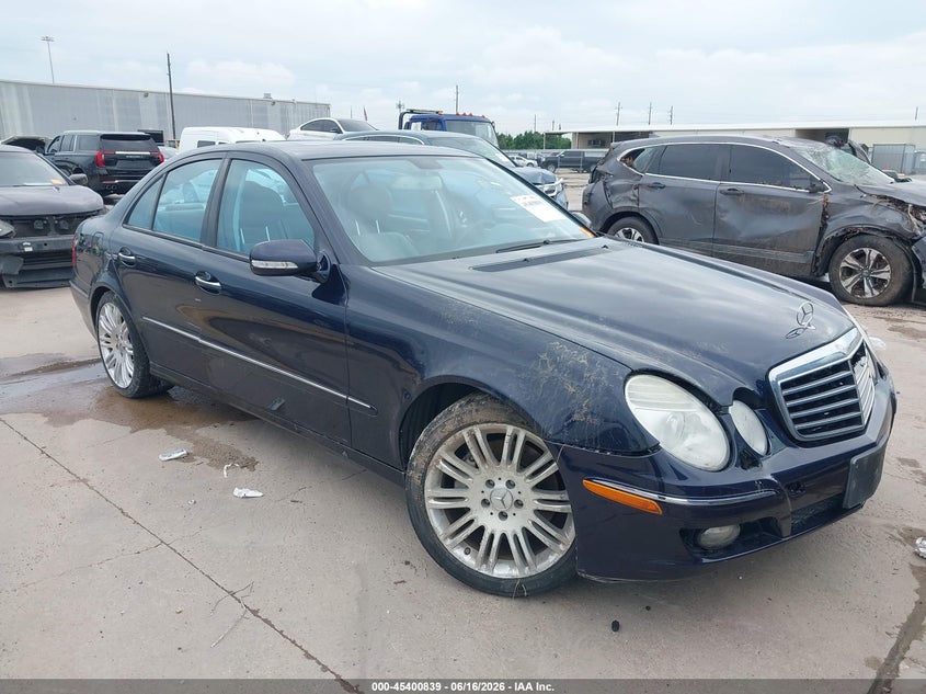 2007 Mercedes-benz E-class VIN WDBUF56X67B079415 IAAI salvage auction — WATER/FLOOD, Salvage (Texas), sold $525 on 2026-07-30 (photo 1)