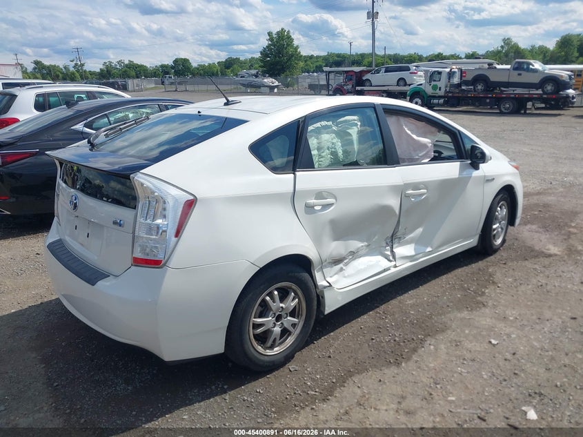 2010 Toyota Prius VIN JTDKN3DU0A0190179 IAAI salvage auction — SIDE, Clear (Virginia), sold $825 on 2026-07-28 (photo 4)