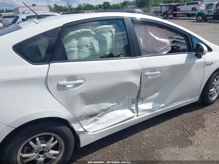 2010 Toyota Prius VIN JTDKN3DU0A0190179 IAAI salvage auction — SIDE, Clear (Virginia), sold $825 on 2026-07-28 (photo 6)
