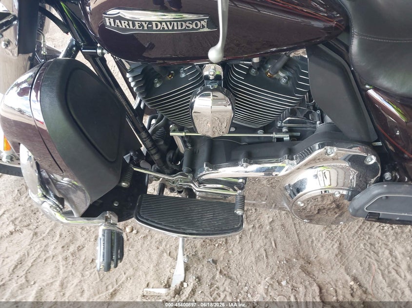 2014 Harley-davidson Electra glide VIN 1HD1FCM12EB674300 IAAI salvage auction — FRONT END, Salvage (Ohio), sold $4,100 on 2026-07-08 (photo 9)