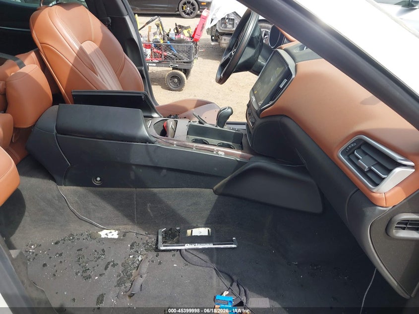 2018 Maserati Ghibli VIN ZAM57YTA4J1273647 IAAI salvage auction — ALL OVER, Salvage - Greater Than 75% (Maryland), sold $1,950 on 2026-07-12 (photo 5)