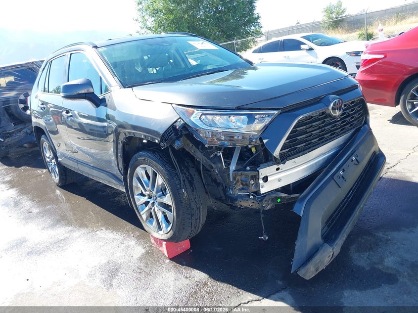 2020 Toyota Rav 4 VIN 2T3A1RFV3LC110146 IAAI salvage auction — FRONT END, Salvage (Idaho), sold $10,150 on 2026-07-30 (photo 1)