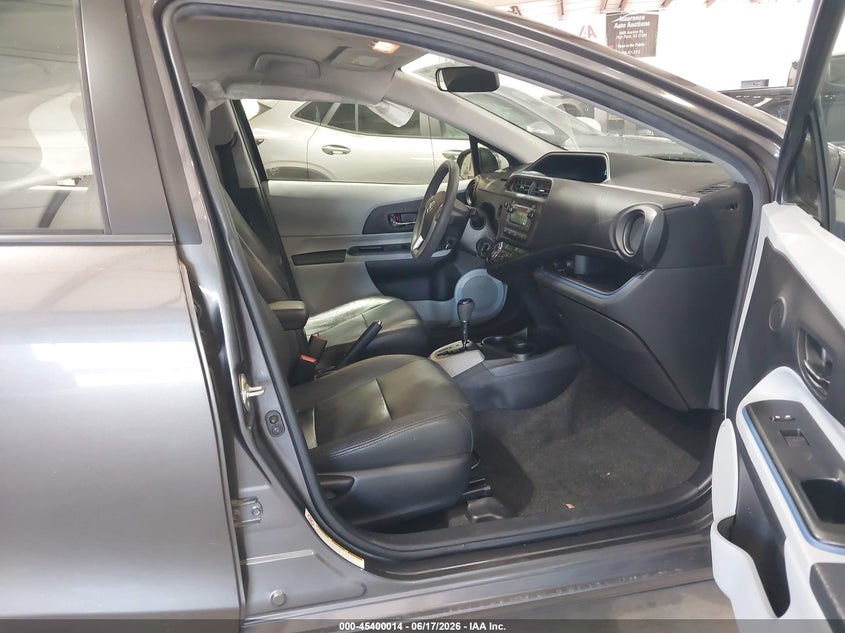 2013 Toyota Prius c VIN JTDKDTB36D1546369 IAAI salvage auction — REAR END, Salvage (North Carolina), sold $775 on 2026-07-30 (photo 5)