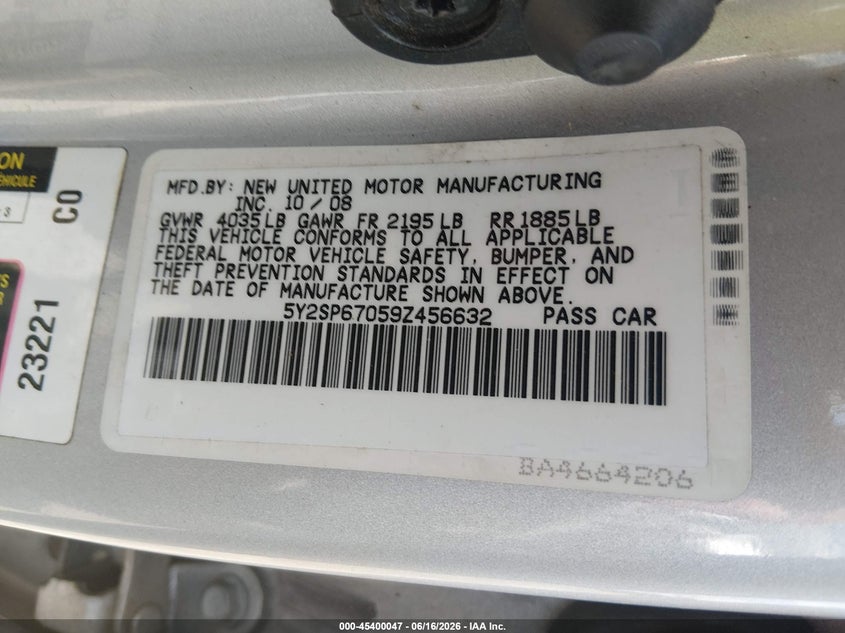 2009 Pontiac Vibe VIN 5Y2SP67059Z456632 IAAI salvage auction — NORMAL WEAR, Clear (Pennsylvania), sold $375 on 2026-07-10 (photo 9)
