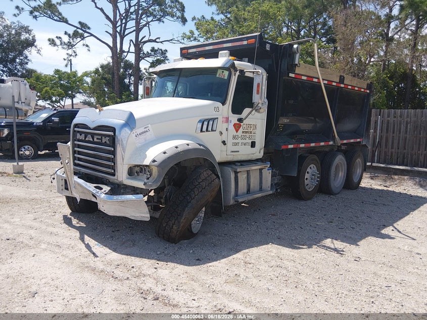 2019 Mack Granite VIN 1M2GR2GC0KM008171 IAAI salvage auction — FRONT END, Rebuildable (Florida), sold $18,700 on 2026-07-29 (photo 2)