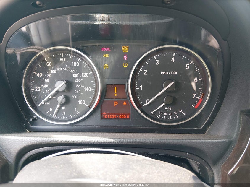 2011 BMW 3 series VIN WBAPH7G52BNN04554 IAAI salvage auction — NORMAL WEAR, Clear (Tennessee), sold $225 on 2026-07-13 (photo 7)