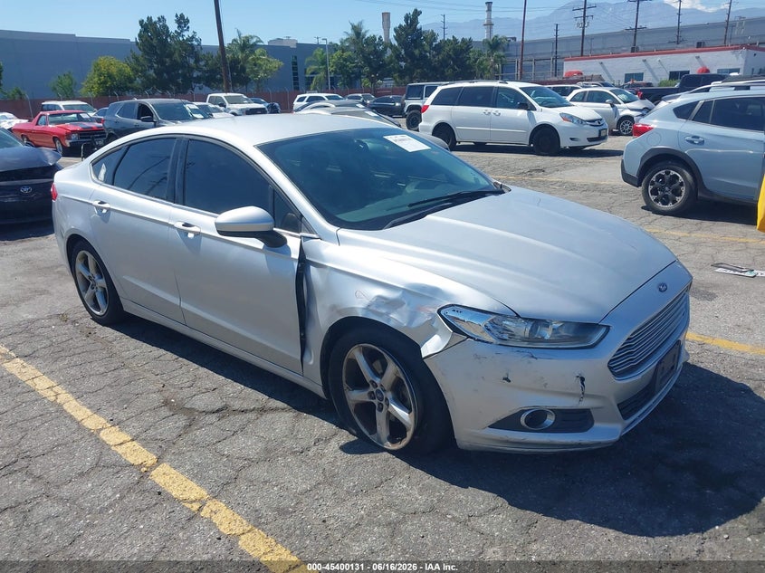 2016 Ford Fusion VIN 3FA6P0G72GR157327 IAAI salvage auction — RIGHT FRONT, Salvage (California), sold $1,100 on 2026-07-05 (photo 1)