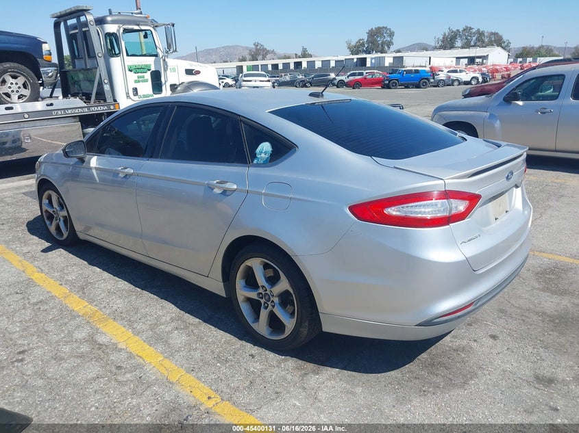 2016 Ford Fusion VIN 3FA6P0G72GR157327 IAAI salvage auction — RIGHT FRONT, Salvage (California), sold $1,100 on 2026-07-05 (photo 3)