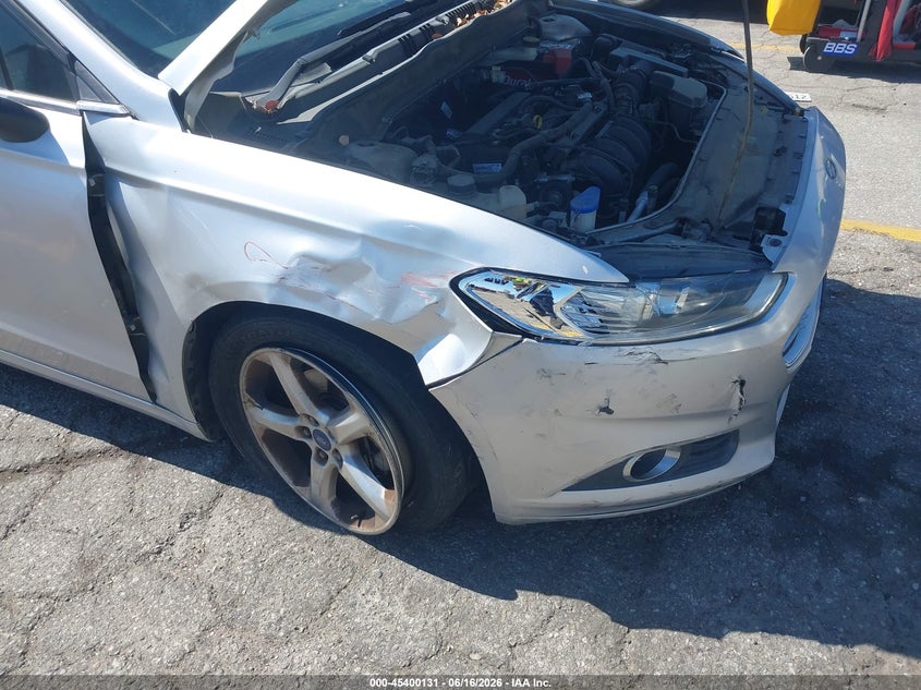 2016 Ford Fusion VIN 3FA6P0G72GR157327 IAAI salvage auction — RIGHT FRONT, Salvage (California), sold $1,100 on 2026-07-05 (photo 6)