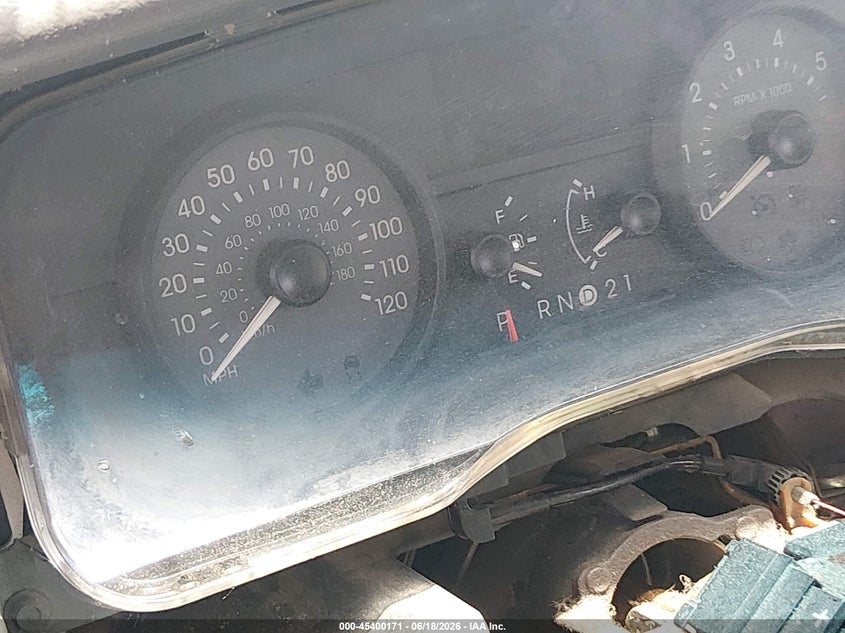 2008 Mercury Grand marquis VIN 2MEFM75V48X622723 IAAI salvage auction — NORMAL WEAR, Clear (Colorado), sold $200 on 2026-07-21 (photo 7)