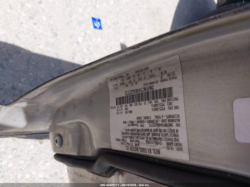 2008 Mercury Grand marquis VIN 2MEFM75V48X622723 IAAI salvage auction — NORMAL WEAR, Clear (Colorado), sold $200 on 2026-07-21 (photo 9)