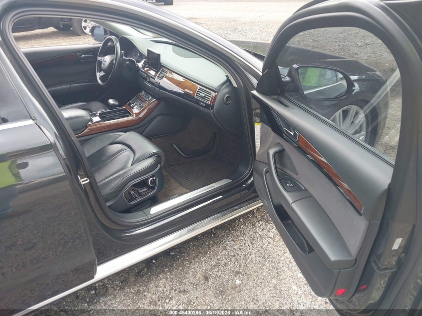 2011 Audi A8 VIN WAURVAFD3BN005205 IAAI salvage auction — SIDE, Salvage (South Carolina), sold $875 on 2026-07-29 (photo 5)
