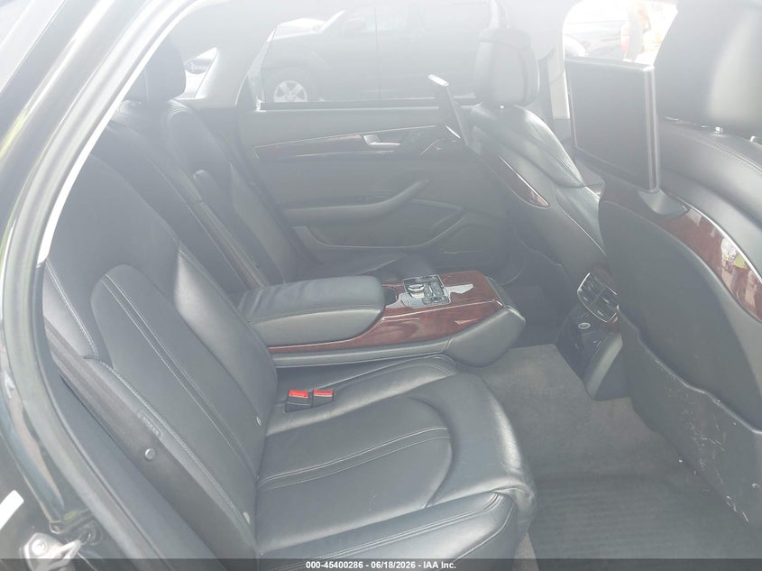 2011 Audi A8 VIN WAURVAFD3BN005205 IAAI salvage auction — SIDE, Salvage (South Carolina), sold $875 on 2026-07-29 (photo 8)