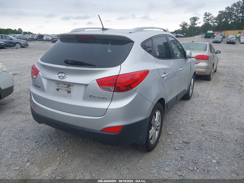 2011 Hyundai Tucson VIN KM8JU3AC8BU258129 IAAI salvage auction — FRONT END, Salvage (Georgia), sold $1,100 on 2026-07-21 (photo 4)