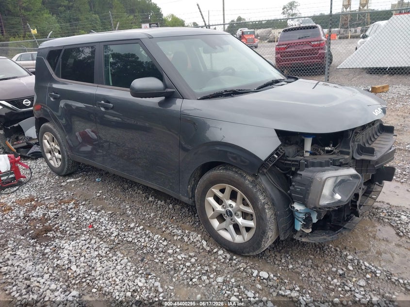 2022 Kia Soul VIN KNDJ23AU4N7824311 IAAI salvage auction — FRONT & REAR, Salvage (Mississippi), sold $2,250 on 2026-07-24 (photo 1)