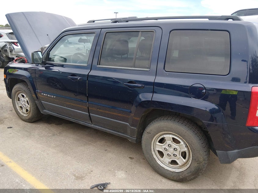 2014 Jeep Liberty (patriot) VIN 1C4NJPBAXED801147 IAAI salvage auction — NORMAL WEAR, Clear (Oregon), sold $275 on 2026-07-31 (photo 6)