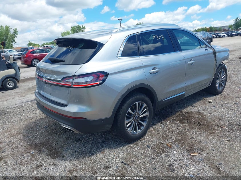 2023 Lincoln Nautilus VIN 2LMPJ8K95PBL05945 IAAI salvage auction — FRONT END, Salvage (Illinois), sold $8,100 on 2026-08-31 (photo 4)