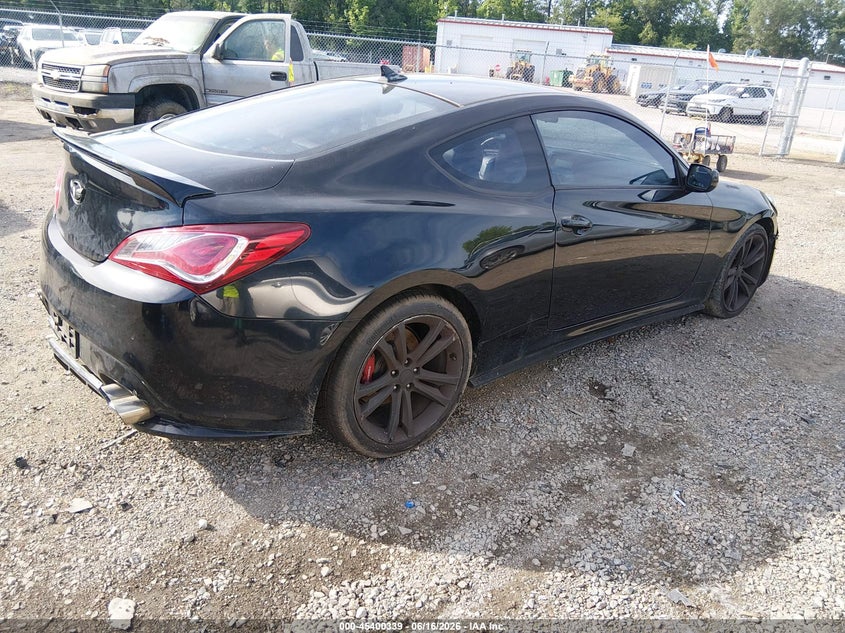 2013 Hyundai Genesis VIN KMHHT6KD0DU082562 IAAI salvage auction — ENGINE DAMAGE, Clear (Virginia), sold $575 on 2026-07-31 (photo 4)