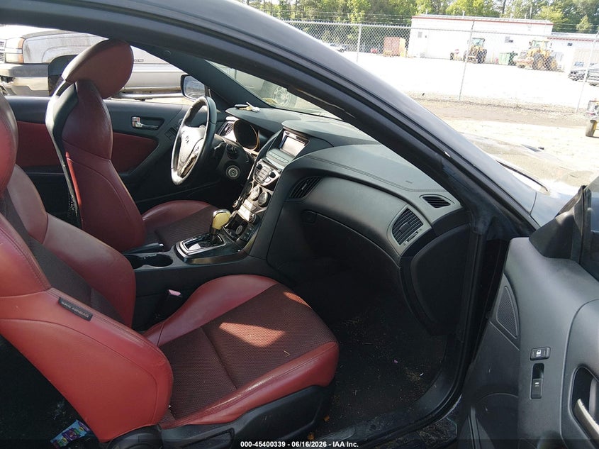 2013 Hyundai Genesis VIN KMHHT6KD0DU082562 IAAI salvage auction — ENGINE DAMAGE, Clear (Virginia), sold $575 on 2026-07-31 (photo 5)