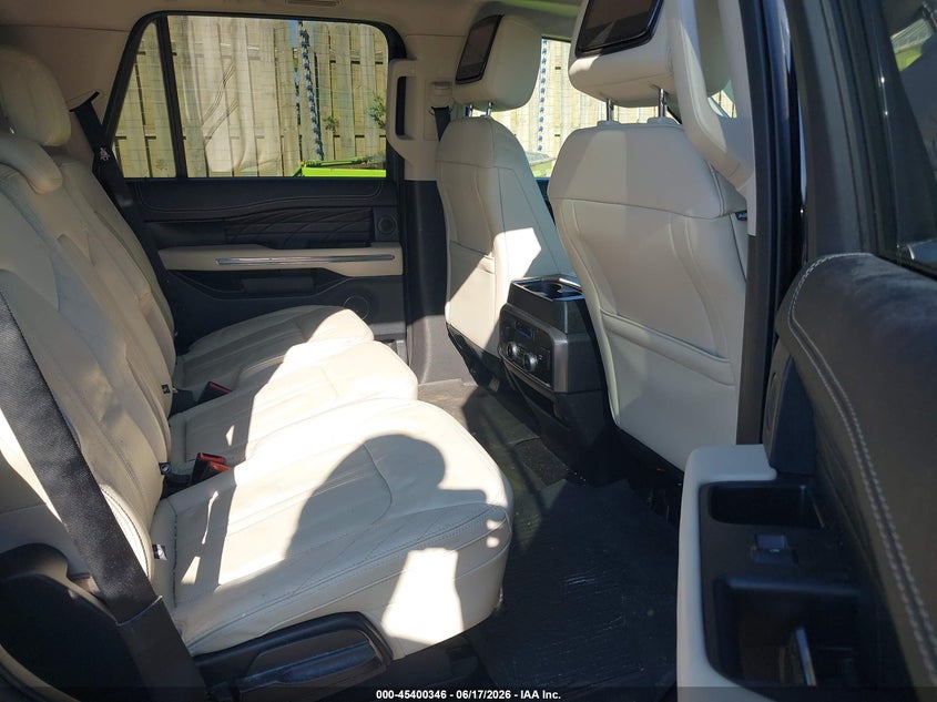 2021 Ford Expedition VIN 1FMJU1MTXMEA06492 IAAI salvage auction — LEFT FRONT, Salvage Title, sold $11,600 on 2026-07-27 (photo 8)