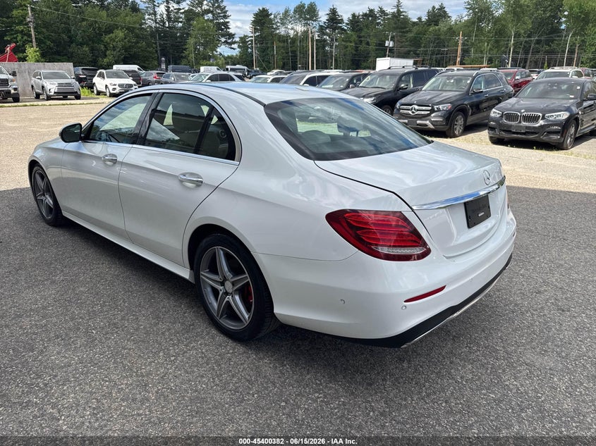2017 Mercedes-benz E-class VIN WDDZF4JB5HA048053 IAAI salvage auction — NORMAL WEAR, Clear (Massachusetts), sold $9,900 on 2026-07-24 (photo 3)