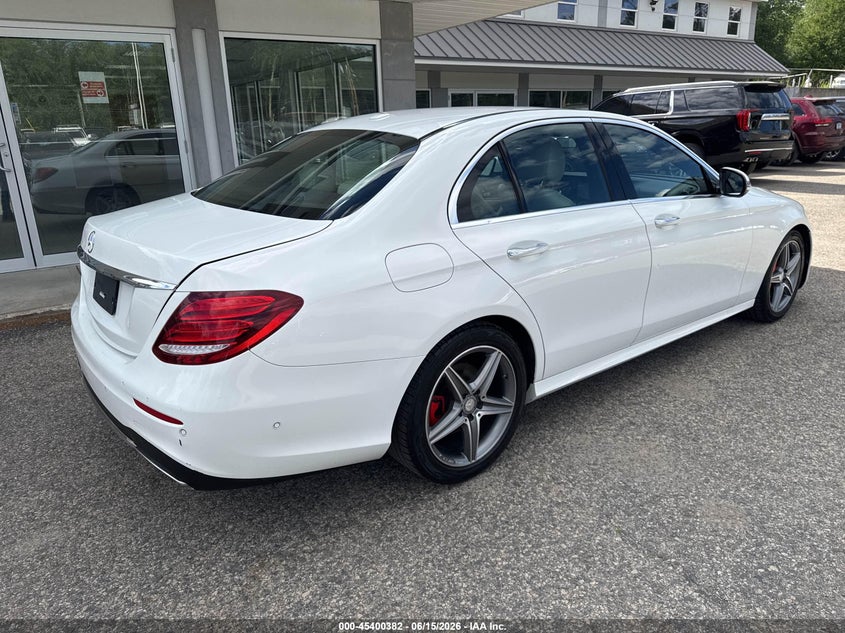 2017 Mercedes-benz E-class VIN WDDZF4JB5HA048053 IAAI salvage auction — NORMAL WEAR, Clear (Massachusetts), sold $9,900 on 2026-07-24 (photo 4)