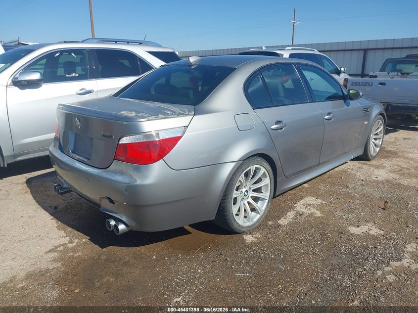 2006 BMW M5 VIN WBSNB93536B581964 IAAI salvage auction — NORMAL WEAR, Original (Texas), sold $8,400 on 2026-07-14 (photo 4)