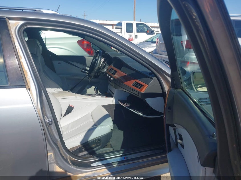 2006 BMW M5 VIN WBSNB93536B581964 IAAI salvage auction — NORMAL WEAR, Original (Texas), sold $8,400 on 2026-07-14 (photo 5)